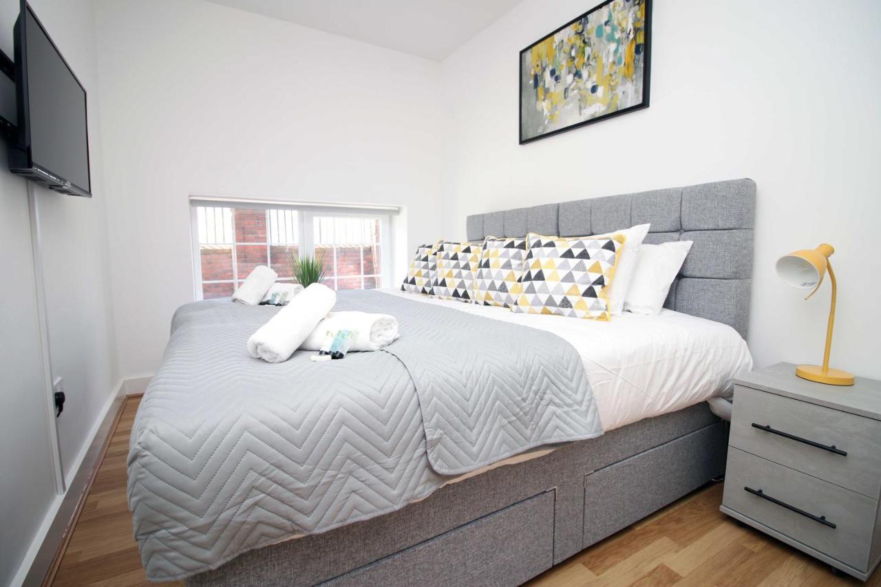 St Thomas Loft Views By Ssw - 2Br, Parking, Sleeps 4, Easy Access To City Centre, Marina, Beach And M4 Swansea Zewnętrze zdjęcie