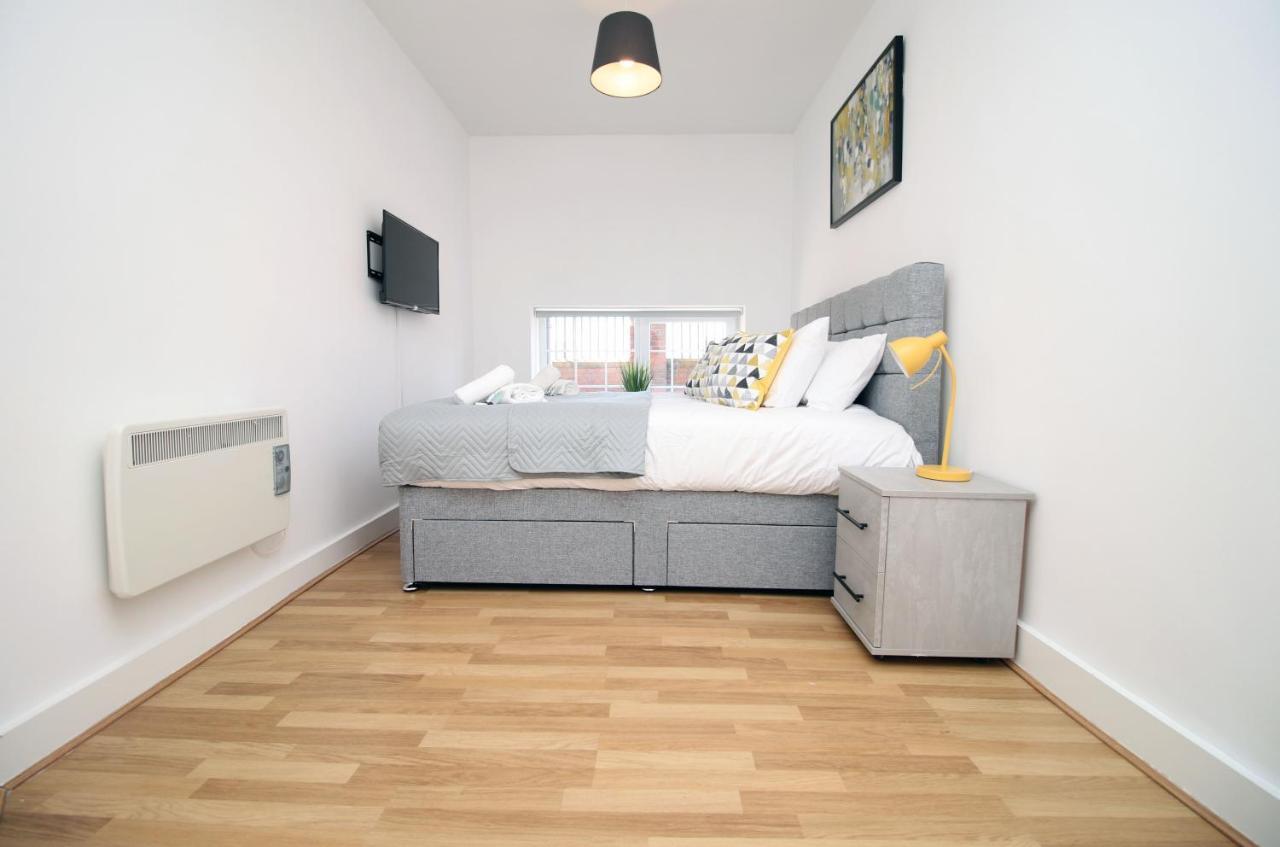 St Thomas Loft Views By Ssw - 2Br, Parking, Sleeps 4, Easy Access To City Centre, Marina, Beach And M4 Swansea Zewnętrze zdjęcie